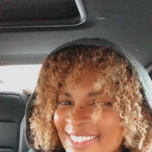 Meet your Posher, Jobita